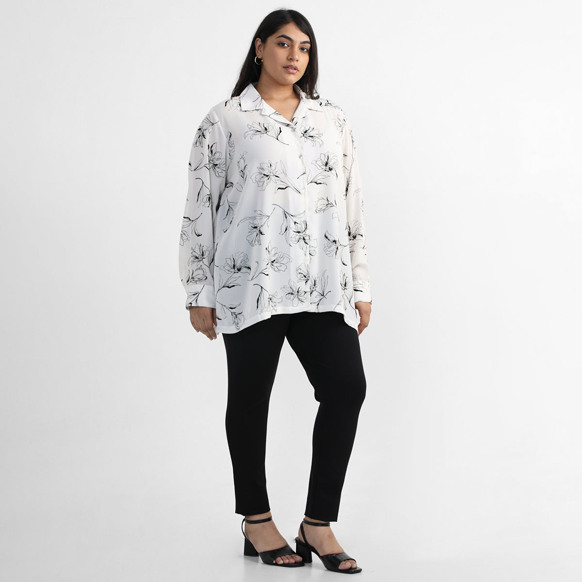 Black Buttoned Tailored Fabric Trousers