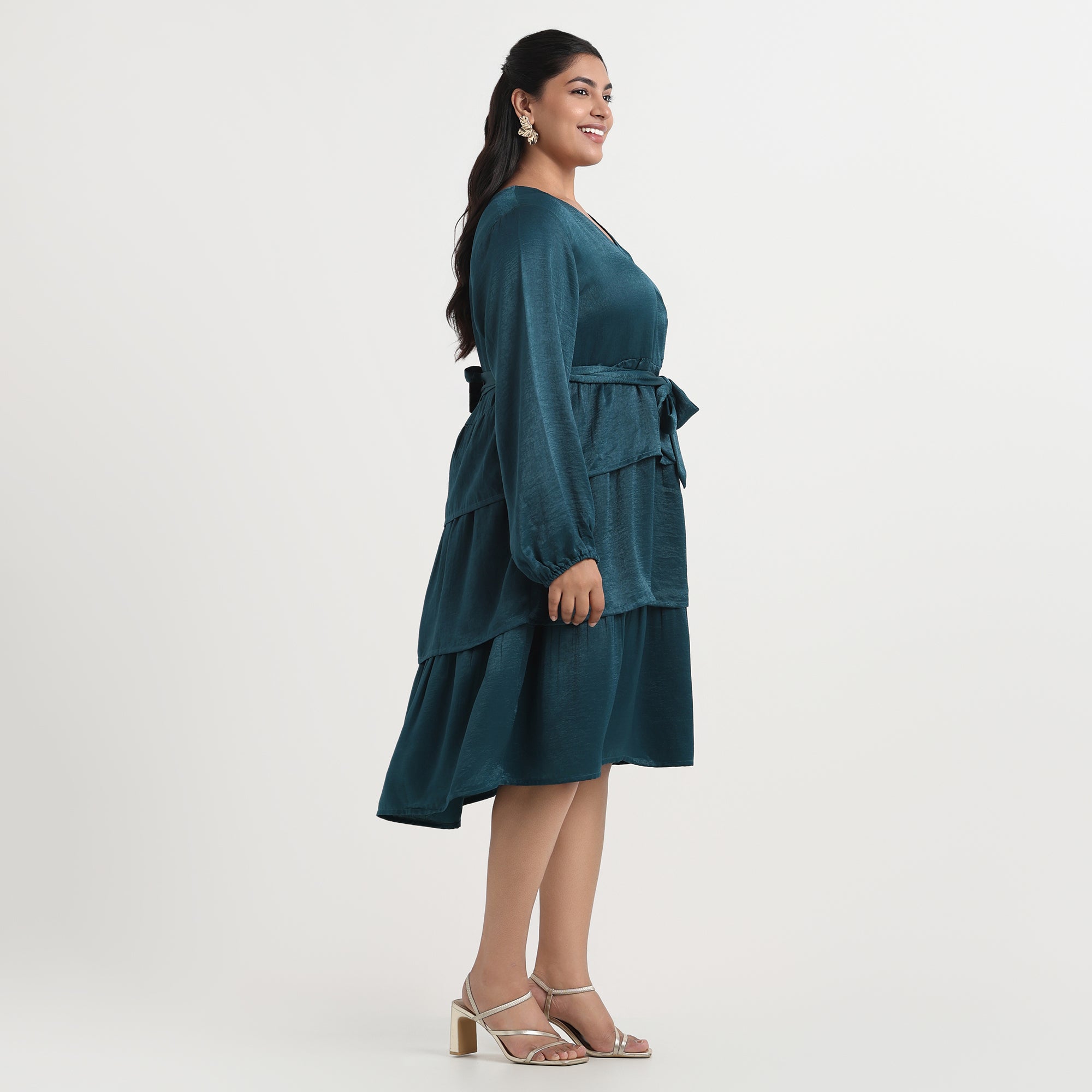 Rich green velvet satin dress, luxurious plus size fashion