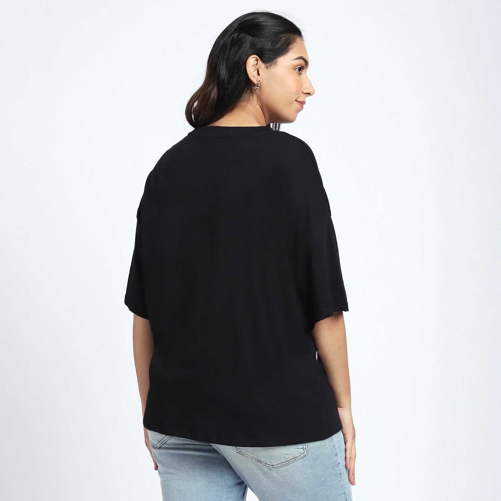 Black Oversized Chest Print Tee with Contrast Piping