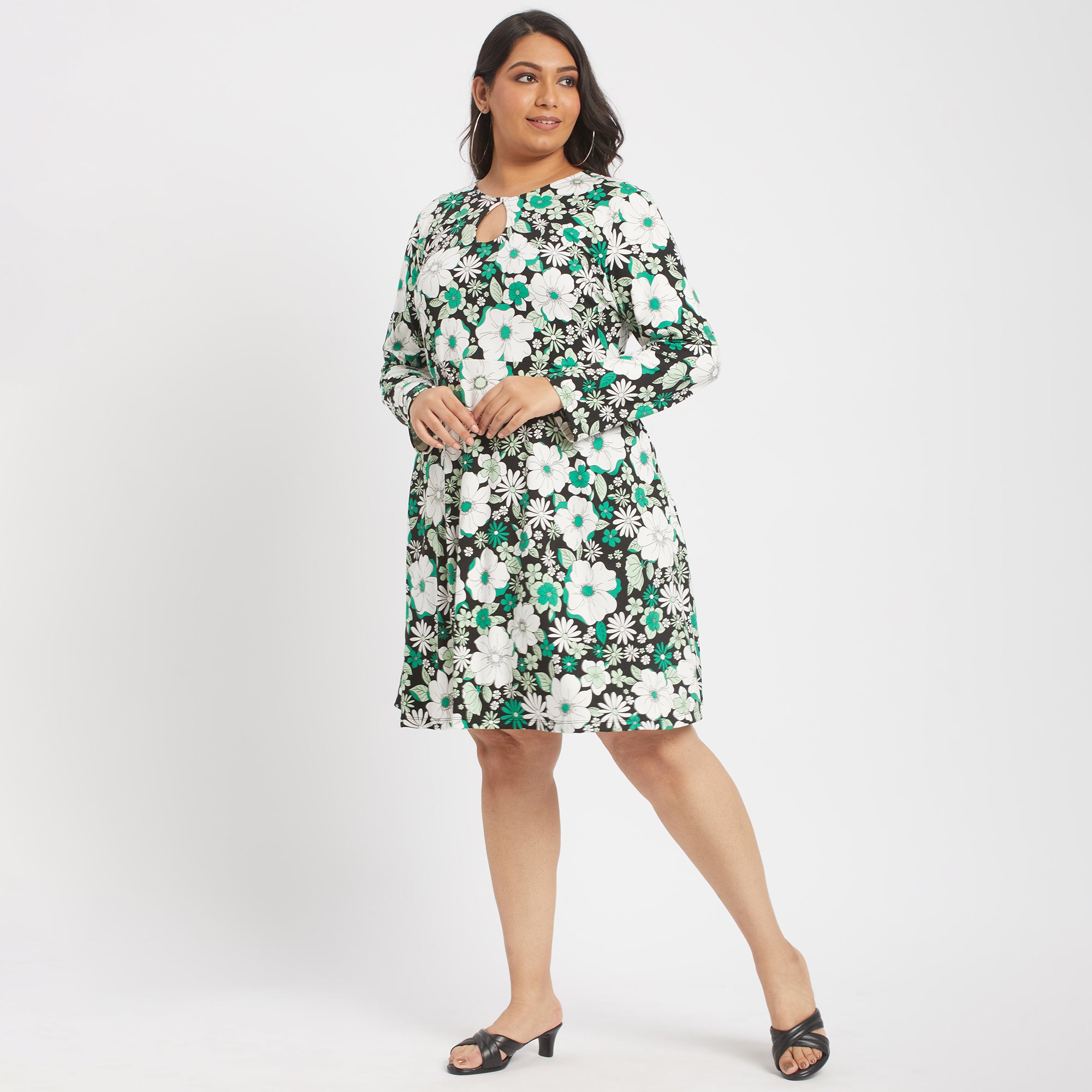 Green floral plus size knit jersey keyhole dress by Calae Sizes