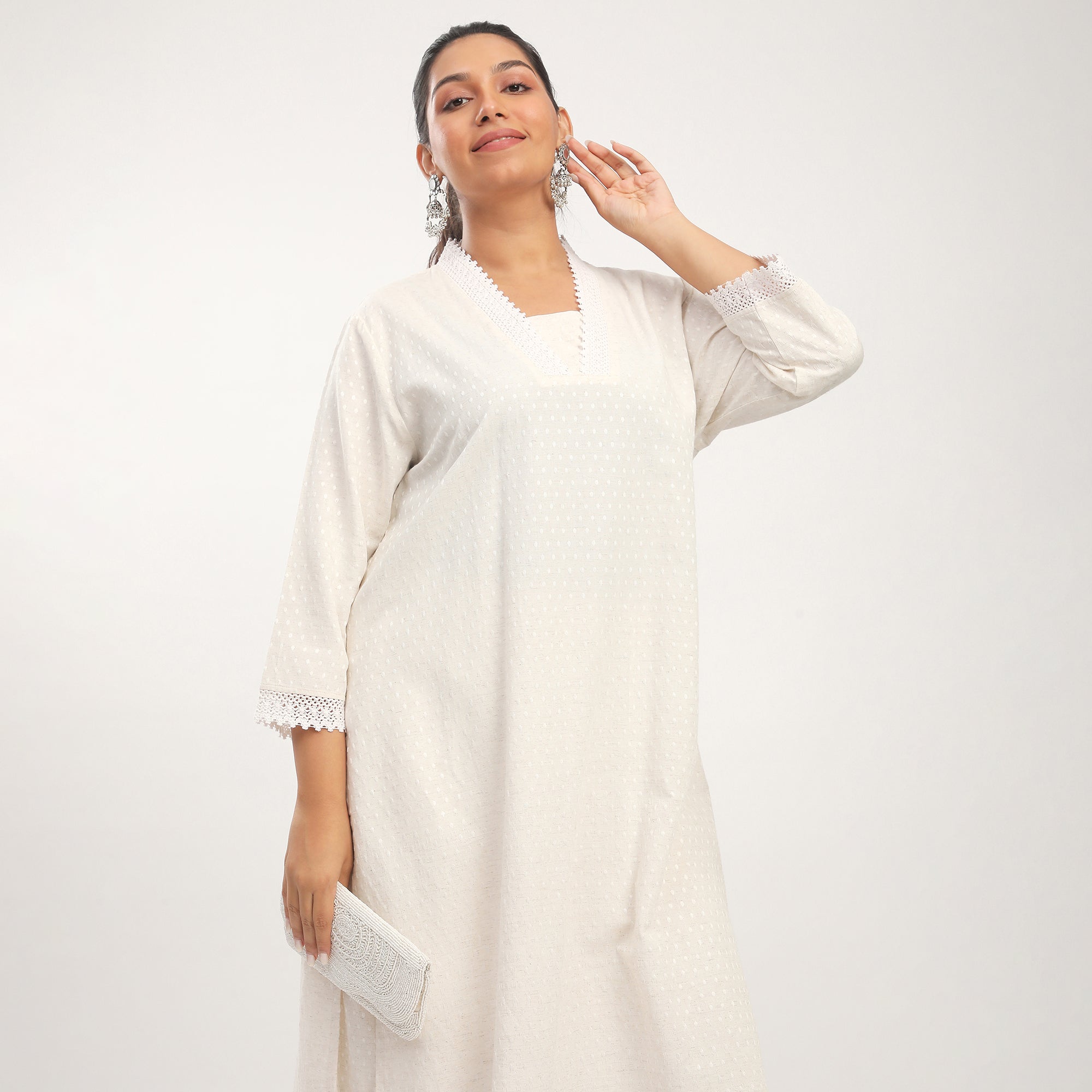 Plus Size Creme Linen Blend Lace Insert Dobby Kurta Set