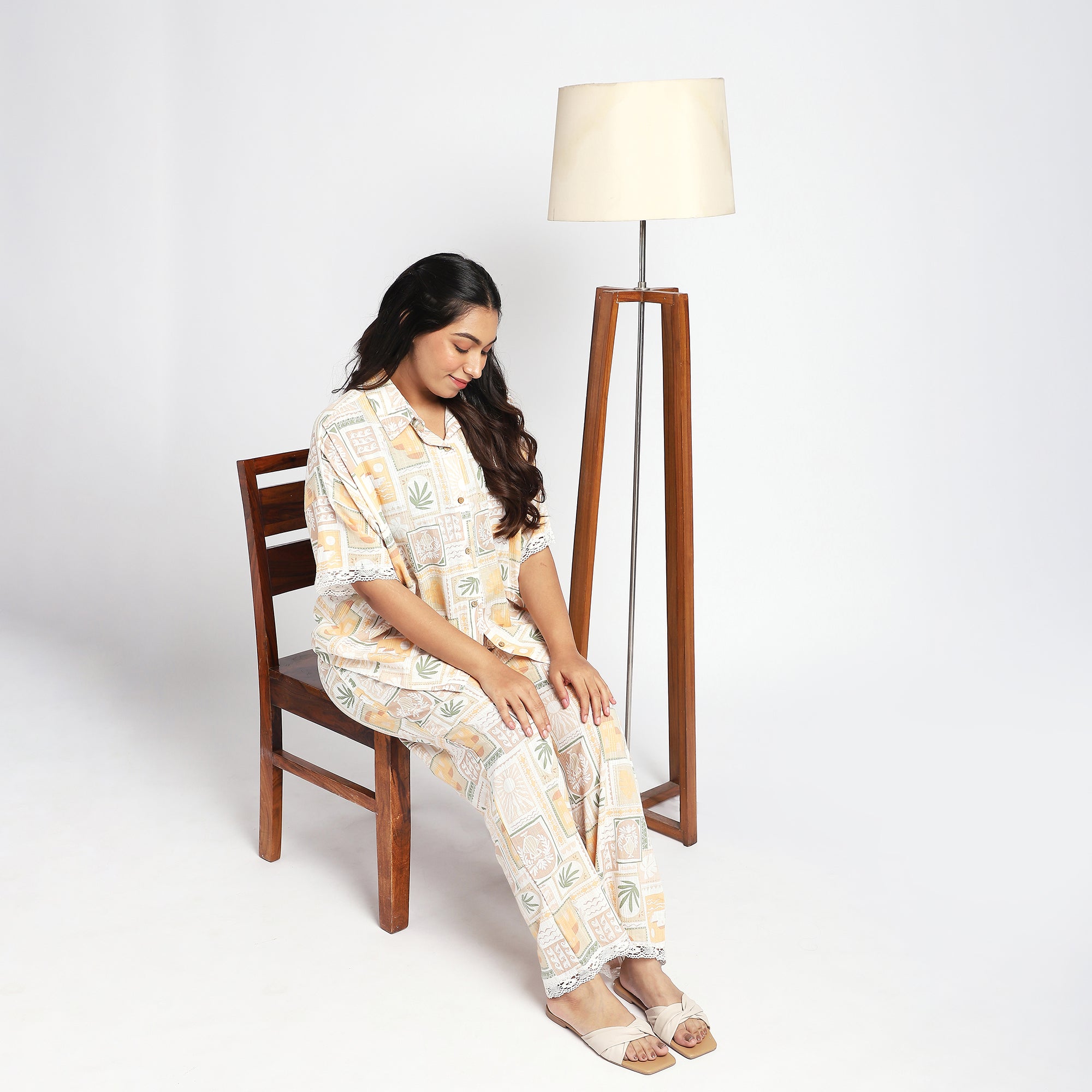 Plus Size Off-White Tile Print PJ Set in Cotton Viscose