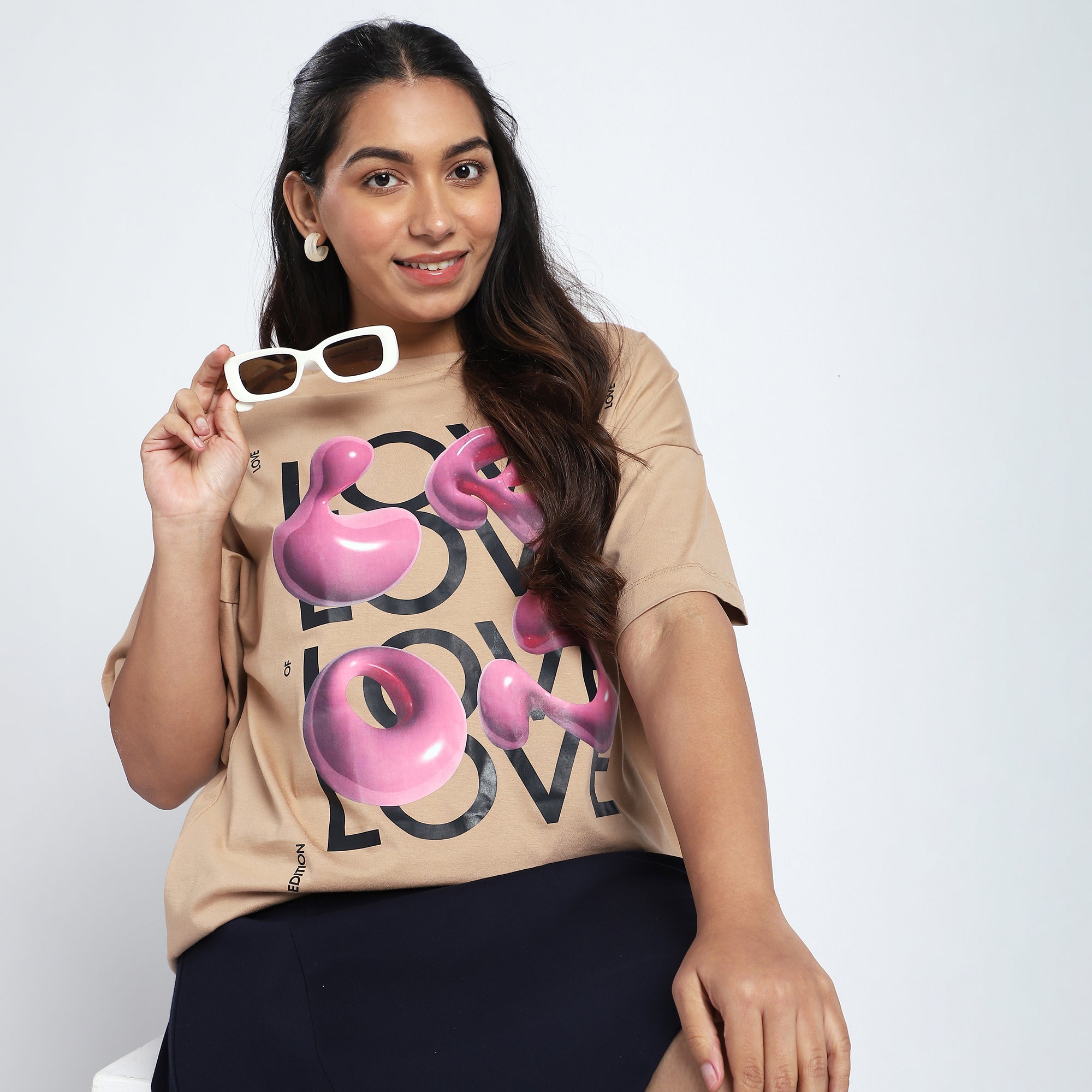 Plus Size Beige Drop Shoulder T-Shirt with Chest Print