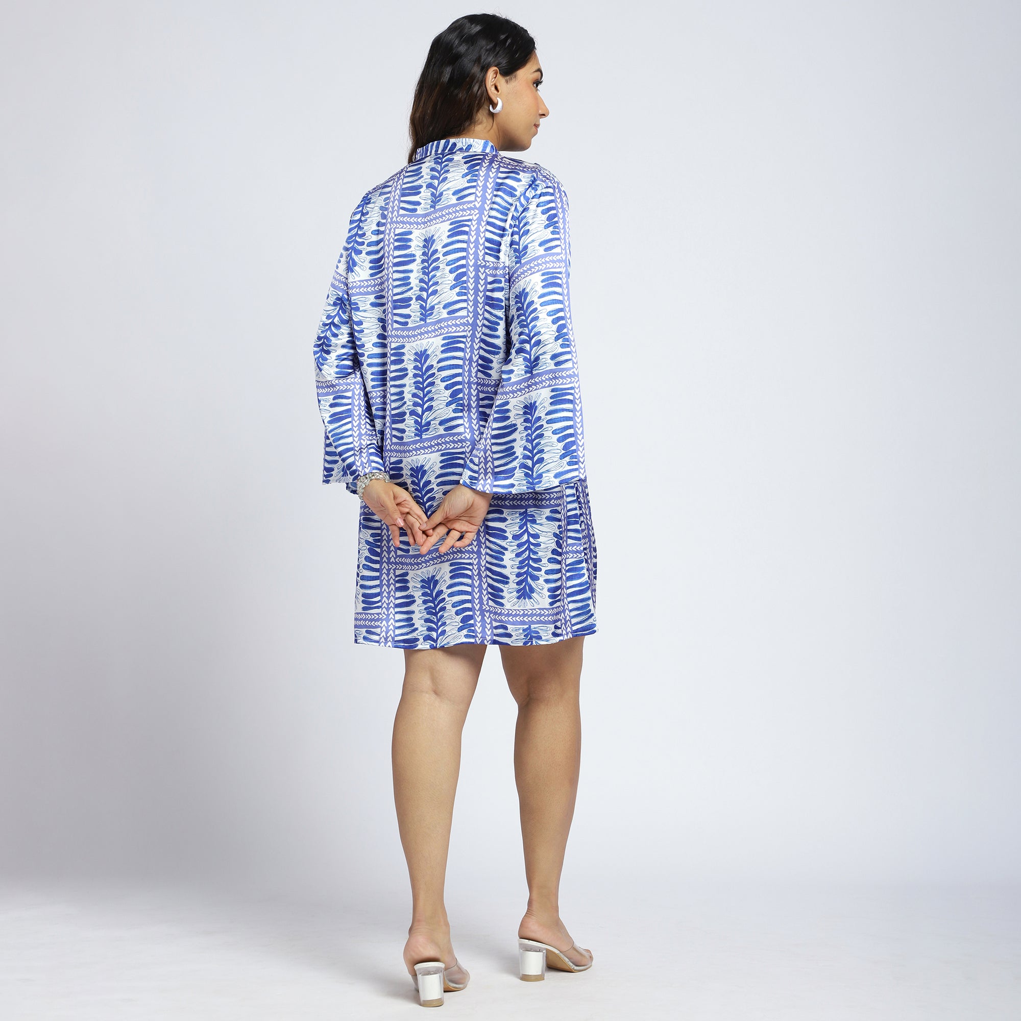 Plus Size Blue Satin Abstract Print Resort Dress