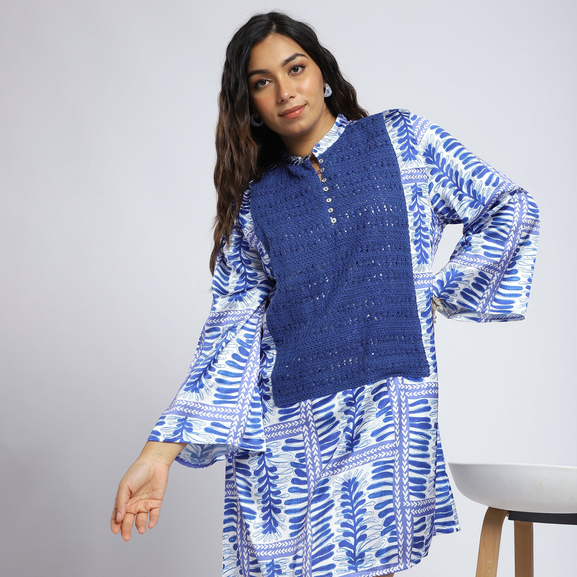 Plus Size Blue Satin Abstract Print Resort Dress